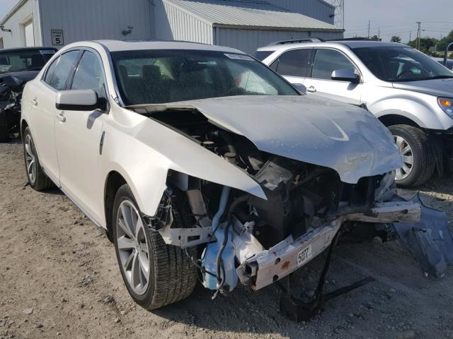1LNHM93R69G620969 - 2009 LINCOLN MKS WHITE photo 1