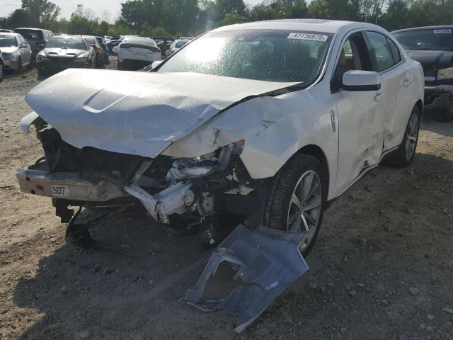 1LNHM93R69G620969 - 2009 LINCOLN MKS WHITE photo 2