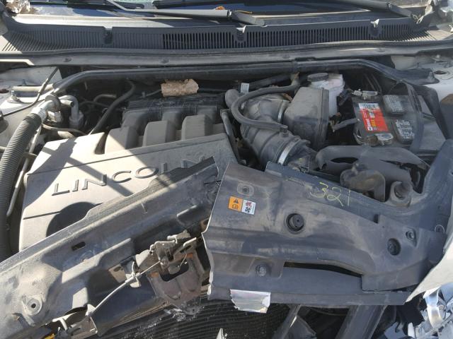 1LNHM93R69G620969 - 2009 LINCOLN MKS WHITE photo 7