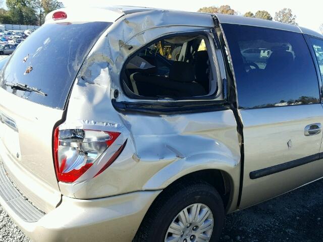 1C4GP45R85B117393 - 2005 CHRYSLER TOWN & COU TAN photo 9