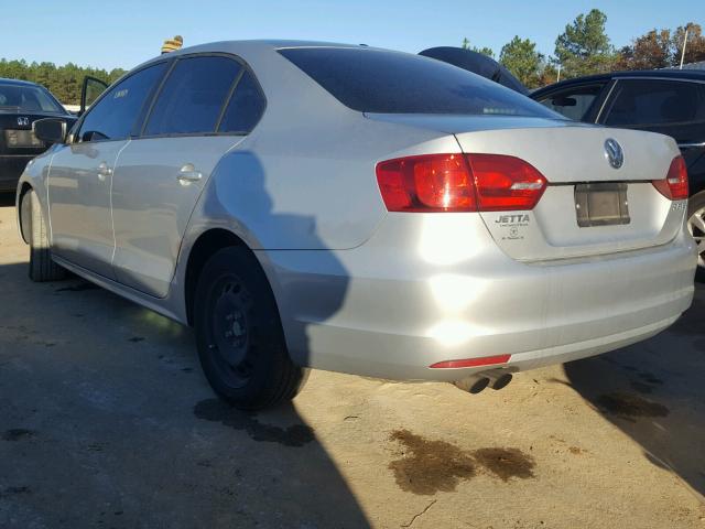 3VWDX7AJXBM323689 - 2011 VOLKSWAGEN JETTA SE SILVER photo 3