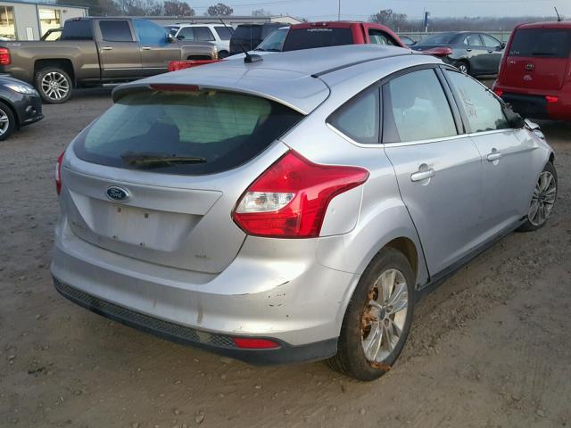 1FAHP3M20CL111572 - 2012 FORD FOCUS SEL SILVER photo 4