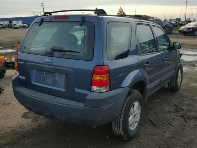 1FMYU02Z15DA26038 - 2005 FORD ESCAPE XLS BLUE photo 4