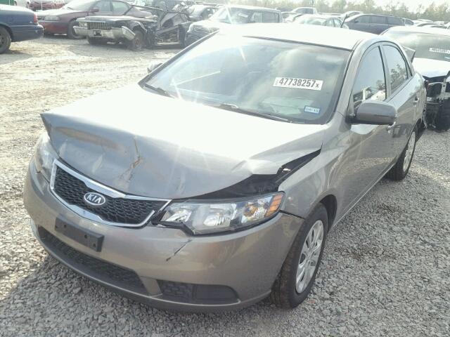 KNAFU4A22B5376952 - 2011 KIA FORTE EX GRAY photo 2