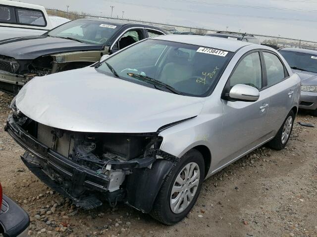 KNAFU4A2XC5630554 - 2012 KIA FORTE EX SILVER photo 2