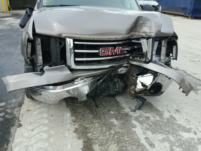 3GTP2VE7XDG237396 - 2013 GMC SIERRA K15 GRAY photo 9