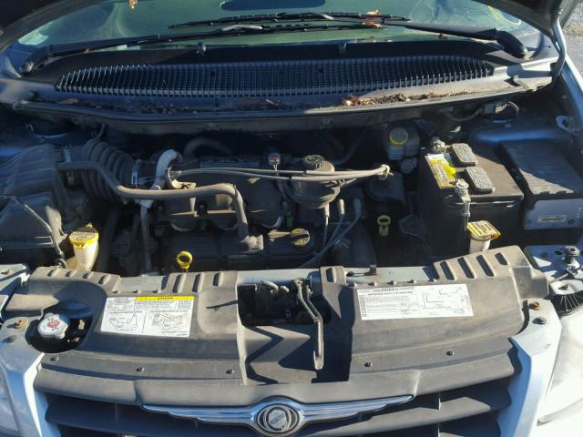 1A4GP45R46B538653 - 2006 CHRYSLER TOWN & COU BLUE photo 7