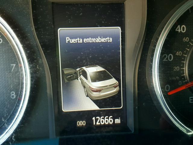 4T1BF1FK0HU322501 - 2017 TOYOTA CAMRY LE 白色 照片 8