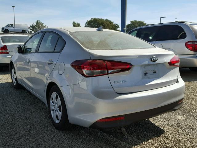 3KPFK4A76HE099515 - 2017 KIA FORTE LX SILVER photo 3