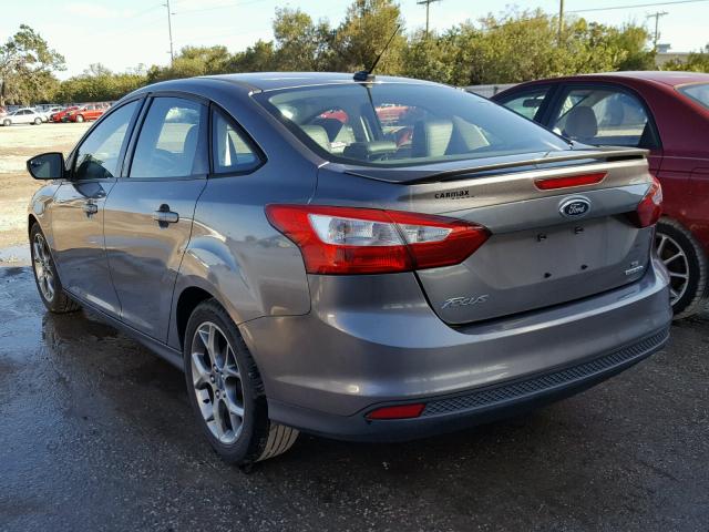 1FADP3F25DL139042 - 2013 FORD FOCUS SE GRAY photo 3