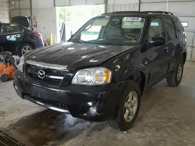 4F2CZ06106KM37481 - 2006 MAZDA TRIBUTE S BLACK photo 2