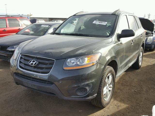 5NMSGDAB7AH367460 - 2010 HYUNDAI SANTA FE G GRAY photo 2