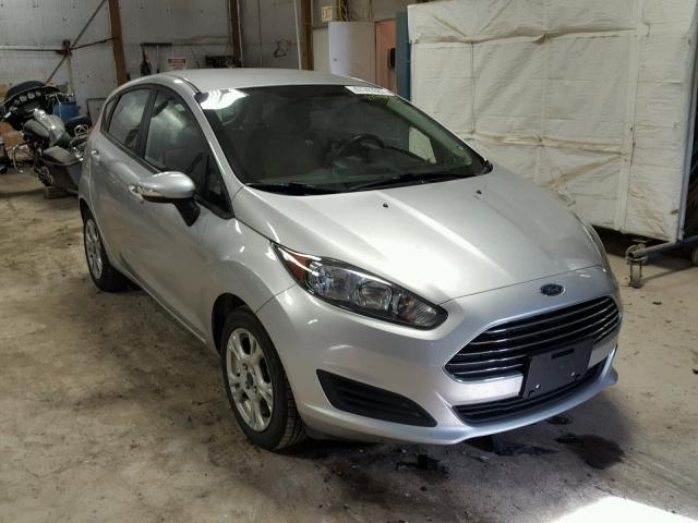 3FADP4EJ5FM108132 - 2015 FORD FIESTA SE SILVER photo 1