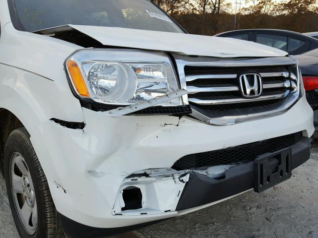 5FNYF3H2XDB025388 - 2013 HONDA PILOT LX WHITE photo 9