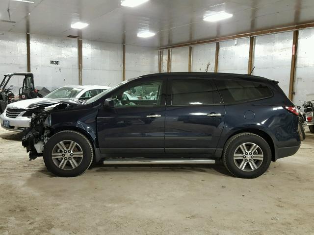 1GNKRFED1HJ212156 - 2017 CHEVROLET TRAVERSE L BLUE photo 9