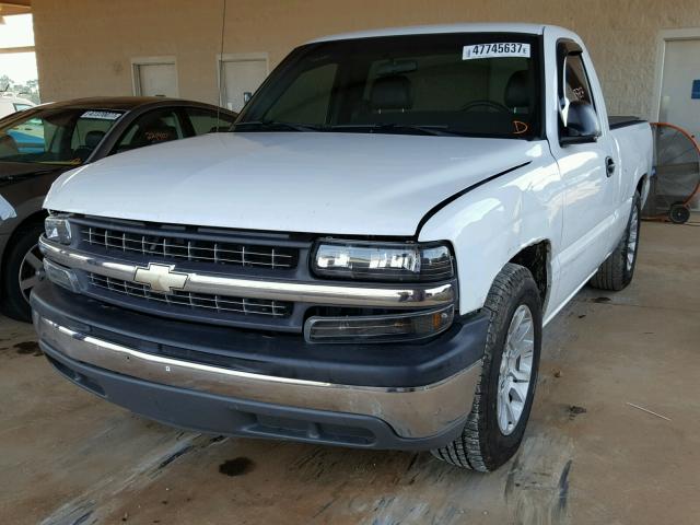 1GCEC14TXYZ278189 - 2000 CHEVROLET SILVERADO WHITE photo 2