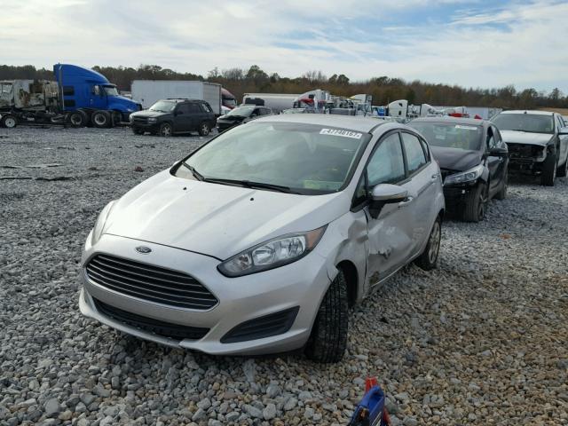 3FADP4EJ6EM172016 - 2014 FORD FIESTA SE SILVER photo 2