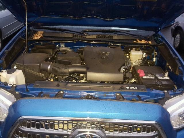 3TMCZ5AN3HM090022 - 2017 TOYOTA TACOMA DOU BLUE photo 7