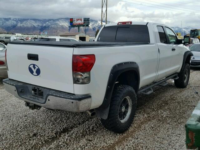 5TFCV54168X006273 - 2008 TOYOTA TUNDRA DOU WHITE photo 4