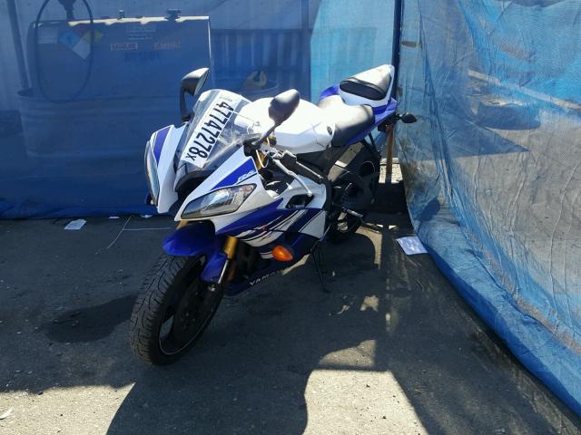 JYARJ16Y7EA008634 - 2014 YAMAHA YZFR6 C WHITE photo 2