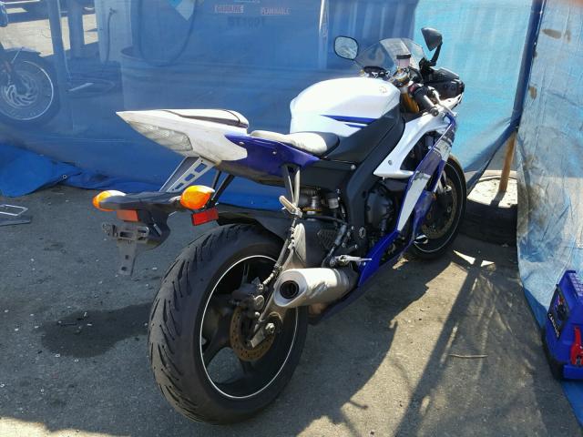 JYARJ16Y7EA008634 - 2014 YAMAHA YZFR6 C WHITE photo 4