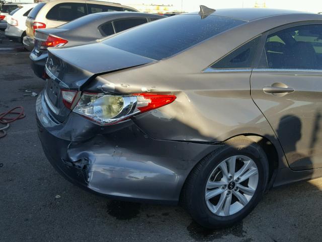 5NPEB4ACXCH337623 - 2012 HYUNDAI SONATA GLS GRAY photo 9