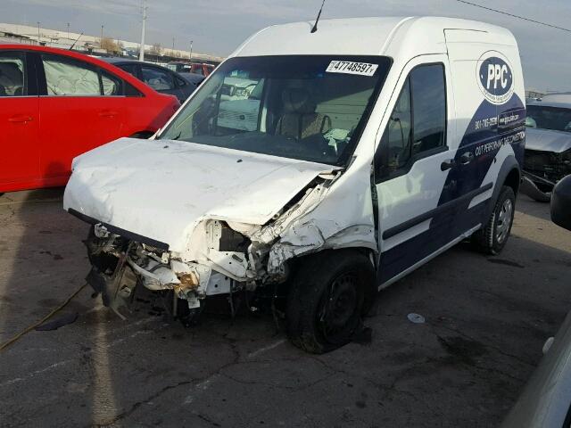 NM0LS7AN0DT129867 - 2013 FORD TRANSIT CO WHITE photo 2