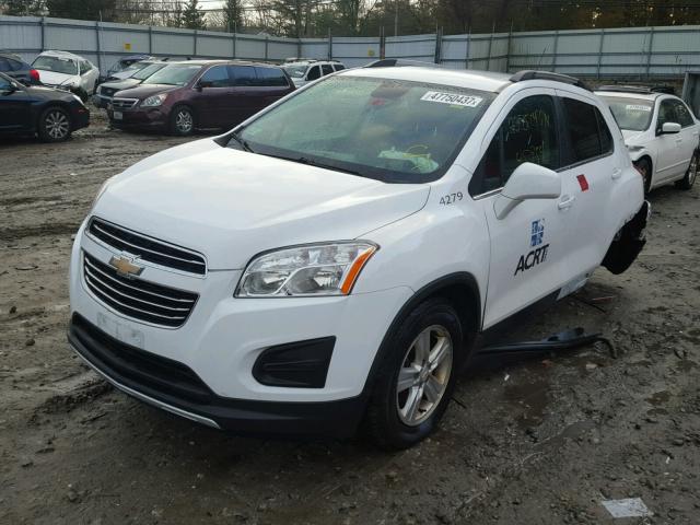 3GNCJRSB8FL253177 - 2015 CHEVROLET TRAX 1LT WHITE photo 2