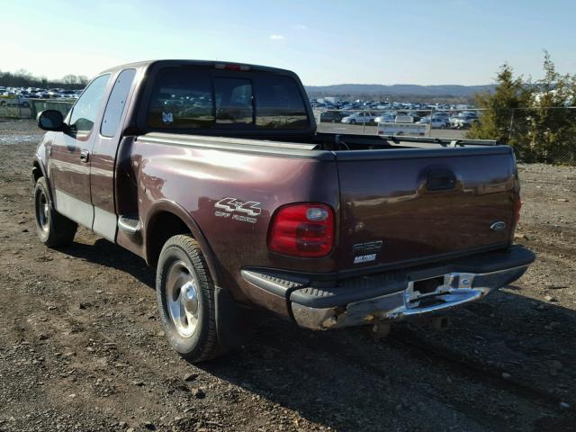 2FTRX08L0YCA19833 - 2000 FORD F150 MAROON photo 3