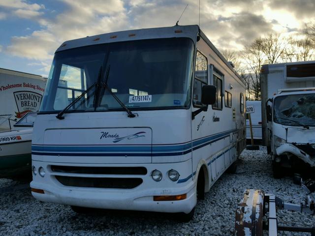 3FCLF53G5VJA22258 - 1998 MIRA MOTORHOME WHITE photo 2