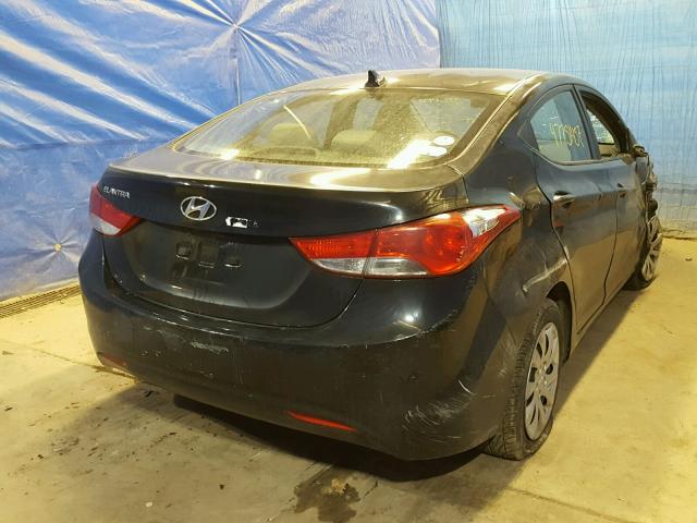 5NPDH4AE6CH102289 - 2012 HYUNDAI ELANTRA GL BLACK photo 4