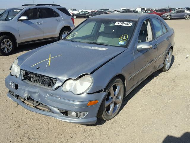 WDBRF52H56F827213 - 2006 MERCEDES-BENZ C GENERATI BLUE photo 2