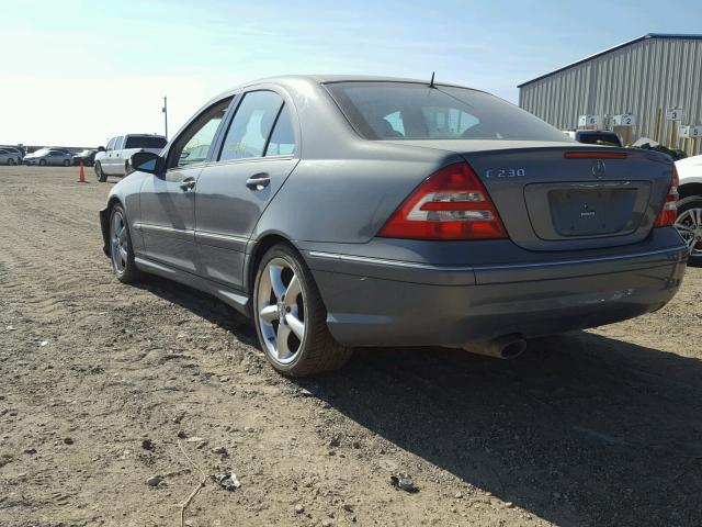 WDBRF52H56F827213 - 2006 MERCEDES-BENZ C GENERATI BLUE photo 3