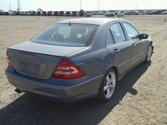 WDBRF52H56F827213 - 2006 MERCEDES-BENZ C GENERATI BLUE photo 4