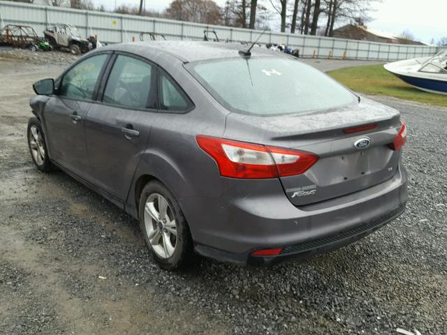 1FADP3F23DL358811 - 2013 FORD FOCUS SE CHARCOAL photo 3