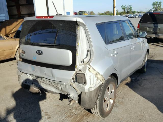 KNDJN2A25E7735296 - 2014 KIA SOUL SILVER photo 4