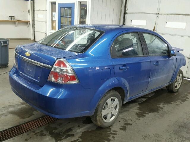 KL1TD56E09B308974 - 2009 CHEVROLET AVEO LS BLUE photo 4