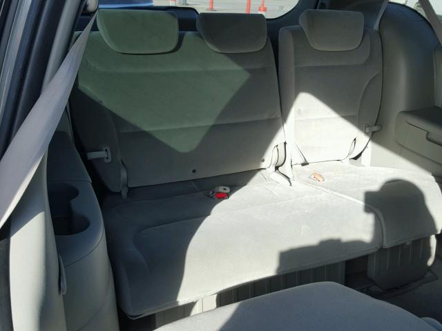 5FNRL38298B111391 - 2008 HONDA ODYSSEY LX SILVER photo 9