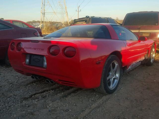 1G1YY22G525109554 - 2002 CHEVROLET CORVETTE RED photo 4