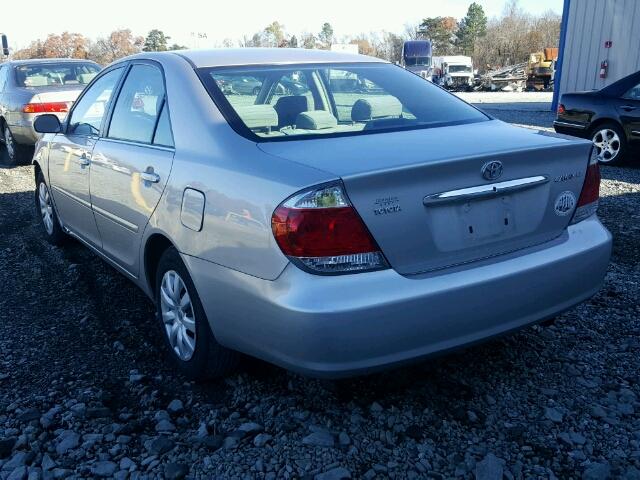 4T1BE32K55U415479 - 2005 TOYOTA CAMRY LE 银色 照片 3