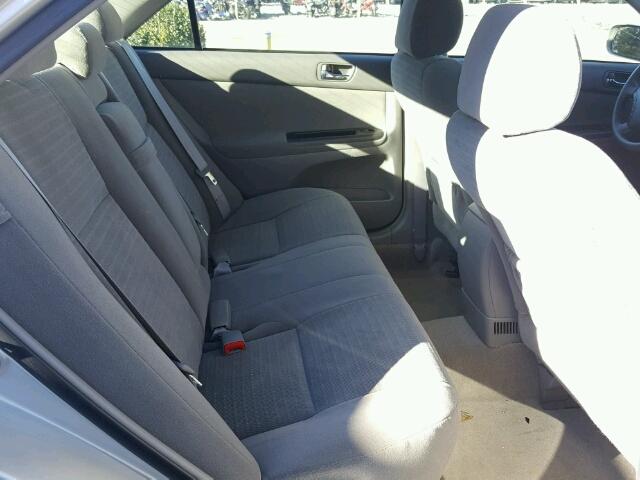 4T1BE32K55U415479 - 2005 TOYOTA CAMRY LE 银色 照片 6
