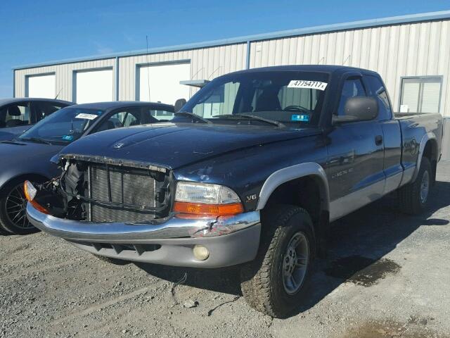 1B7GG22XXYS727632 - 2000 DODGE DAKOTA BLUE photo 2