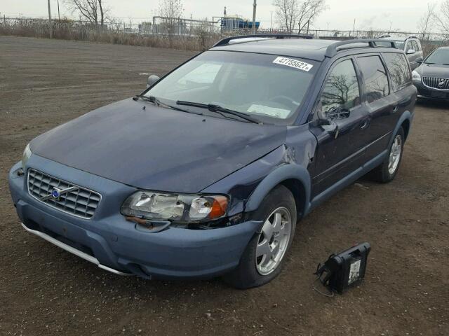 YV1SZ59H231095285 - 2003 VOLVO XC70 BLUE photo 2