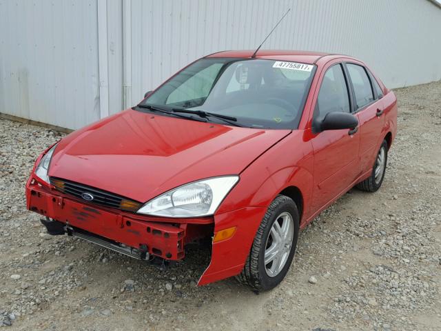 1FAFP34P62W146102 - 2002 FORD FOCUS SE RED photo 2