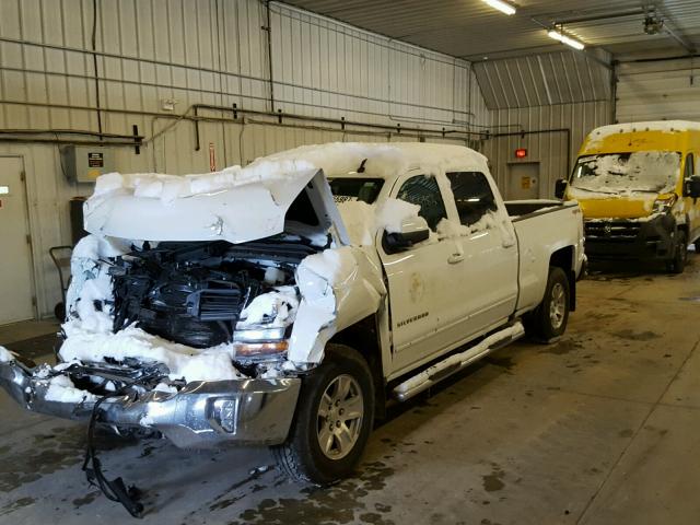 1GCUKREC9HF160874 - 2017 CHEVROLET SILVERADO WHITE photo 2