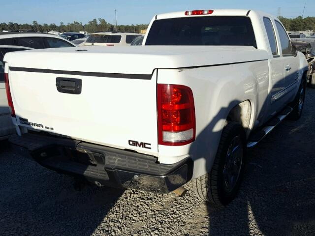 1GTR1VE03CZ337076 - 2012 GMC SIERRA C15 WHITE photo 4