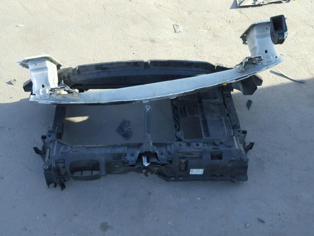 JM1BL1L43D1738136 - 2013 MAZDA SPEED 3 WHITE photo 9