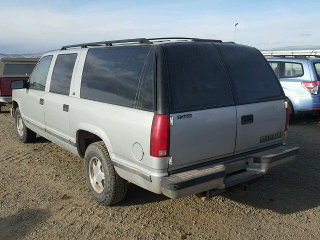 3GNEC16R3VG180884 - 1997 CHEVROLET SUBURBAN C SILVER photo 3