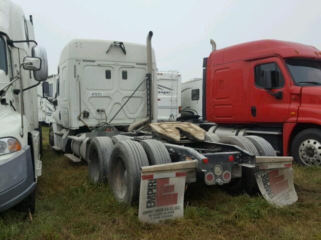 3AKJGLDV4GSHA8487 - 2016 FREIGHTLINER CASCADIA 1 WHITE photo 3