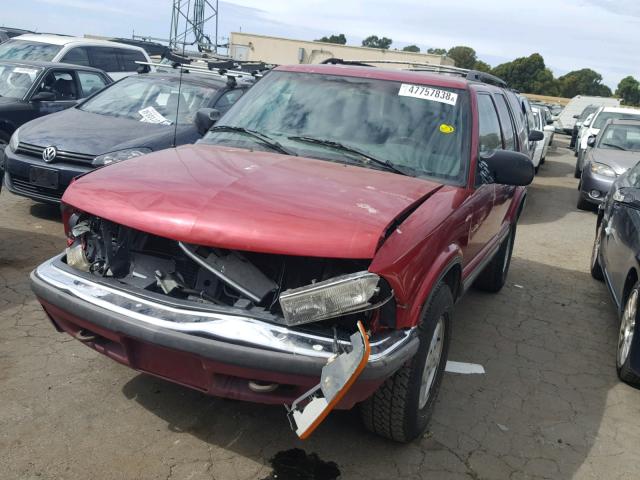 1GNDT13W0X2151277 - 1999 CHEVROLET TRAILBLAZR RED photo 2